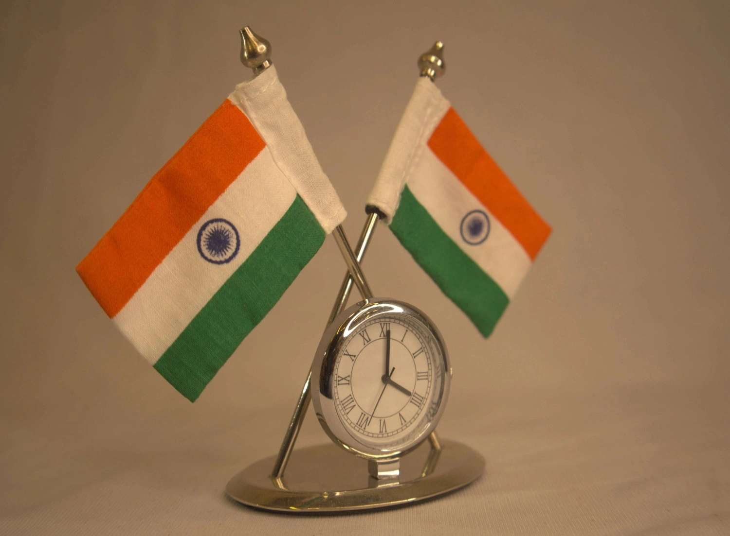 Crossed Indian Flags Desk & Car Clock Crossed Indian Flags Desk & Car Clock