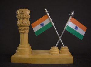 Wooden Desk Showpiece — Ashoka Stambh & Crossed Indian Flags