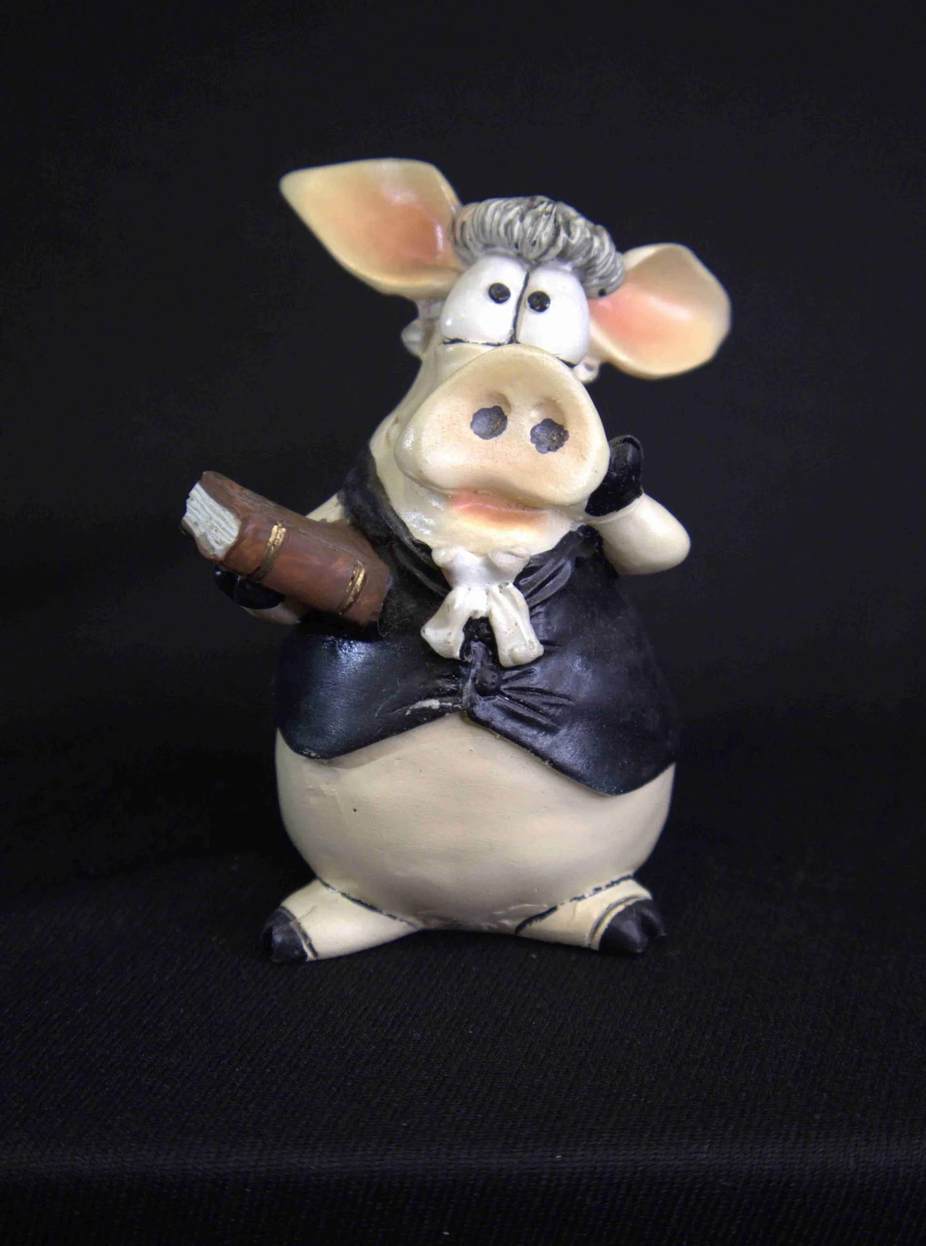 Lawyer Pig Figurine (2)